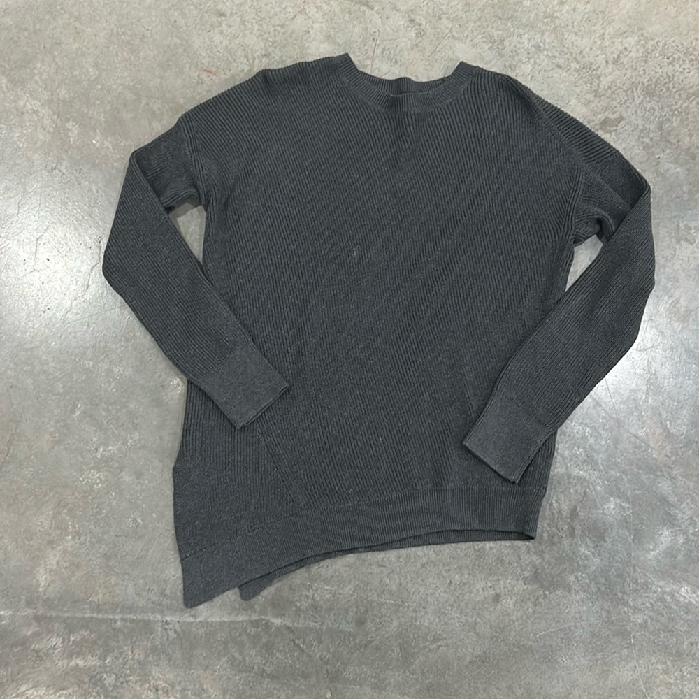 Athleta grey sweater